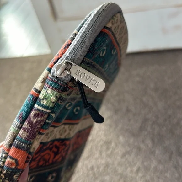 Computer case - Picture 3 of 4